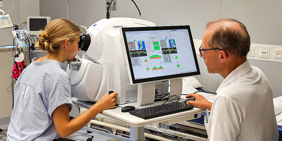 Netzhaut als „Fenster“ ins Gehirn: Neue Methode erweitert Diagnostikspektrum bei Multipler Sklerose Netzhaut als „Fenster“ ins Gehirn: Neue Methode erweitert Diagnostikspektrum bei Multipler Sklerose